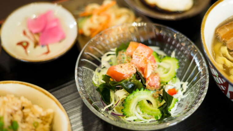 A DIETA DE OKINAWA: O que comem e bebem os mais longevos do mundo 1/2