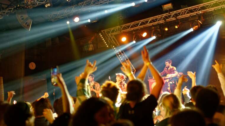 COMO DEVE SER A PREPARAÇÃO PARA MARATONAS DE SHOWS E EVENTOS 1/2